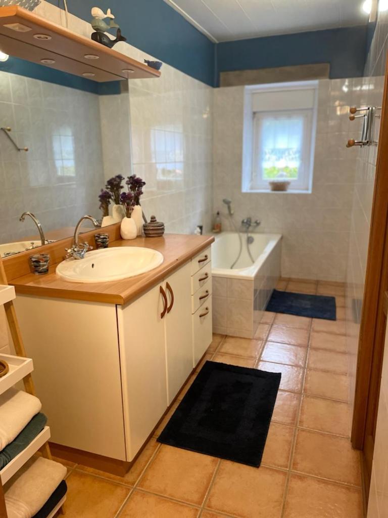 Cottage Entre Mer Et Campagne Pont-Scorff 외부 사진